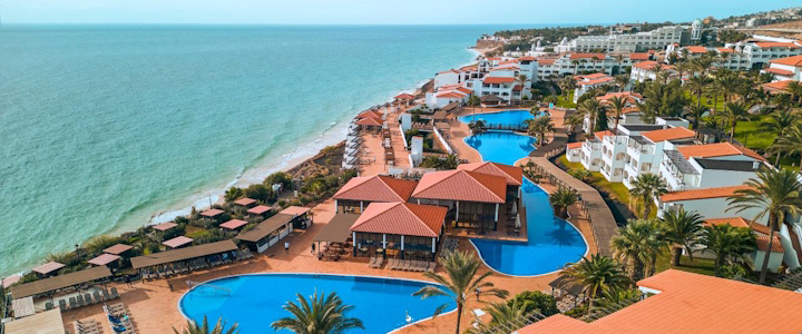 Das TUI MAGIC LIFE Fuerteventura bietet Cluburlaub der Extraklasse. In diesem Club wird Sport und Entertainment großgeschrieben.